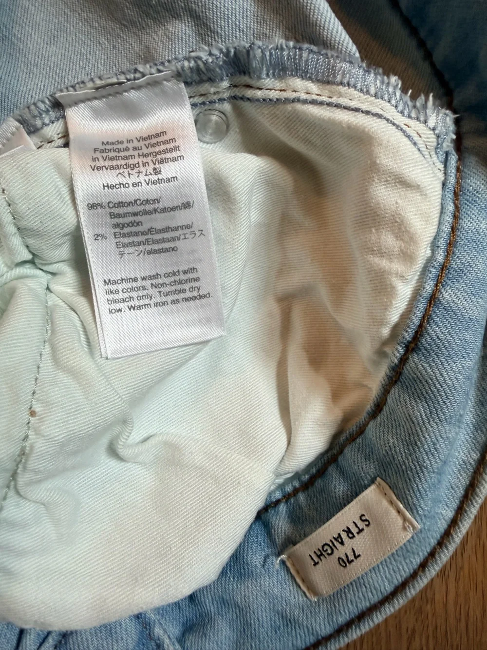 J. Crew 770 Straight-Fit Eco Stretch Jean in Sunfaded Sky Wash Size 34x32